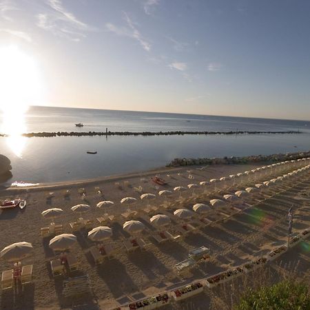 Hotel Eden Gigli نومانا المظهر الخارجي الصورة