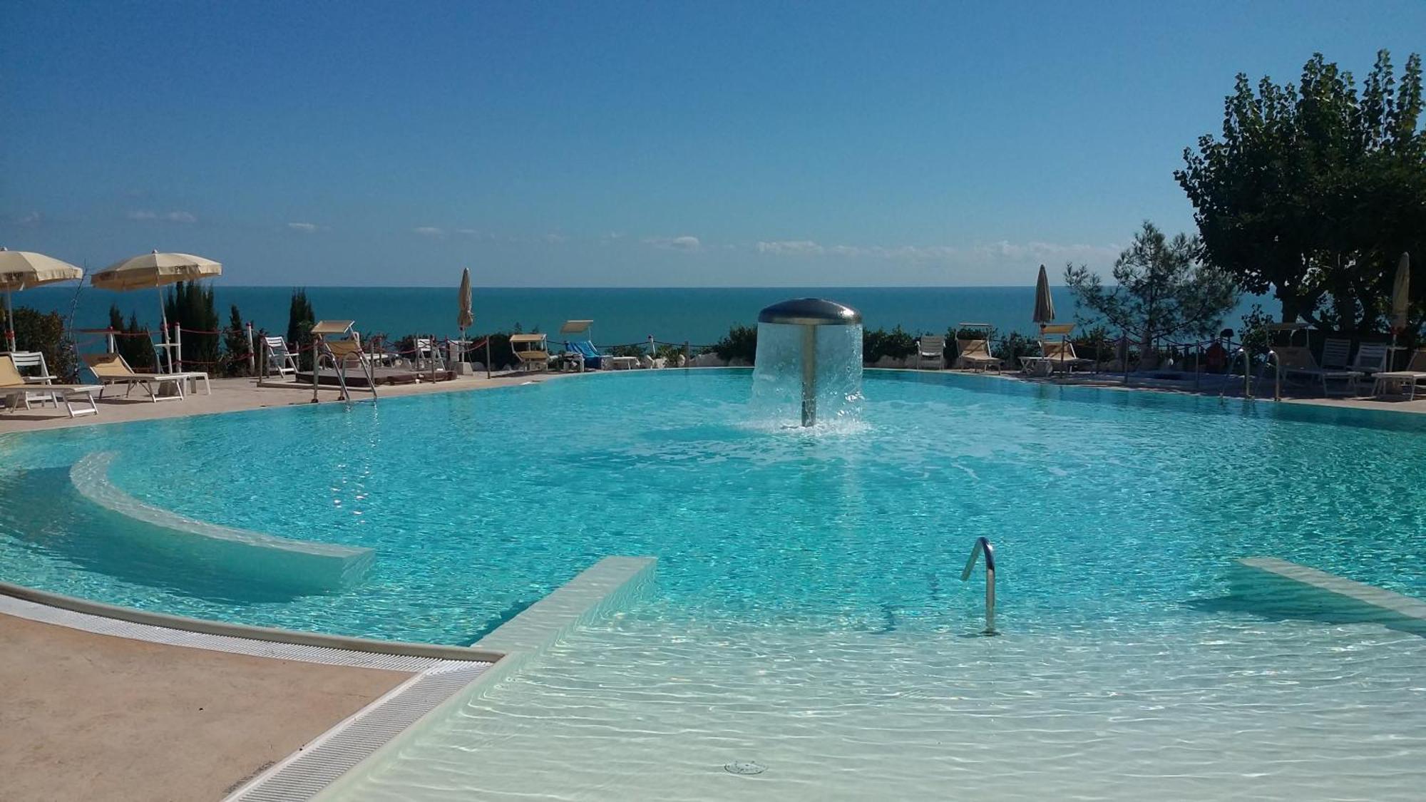 Hotel Eden Gigli نومانا المظهر الخارجي الصورة