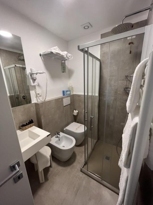 Hotel Eden Gigli نومانا المظهر الخارجي الصورة
