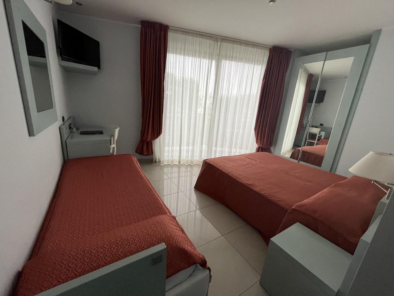 Hotel Eden Gigli نومانا المظهر الخارجي الصورة