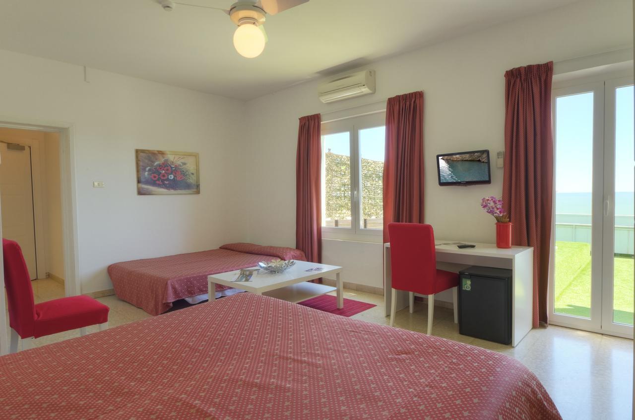 Hotel Eden Gigli نومانا المظهر الخارجي الصورة