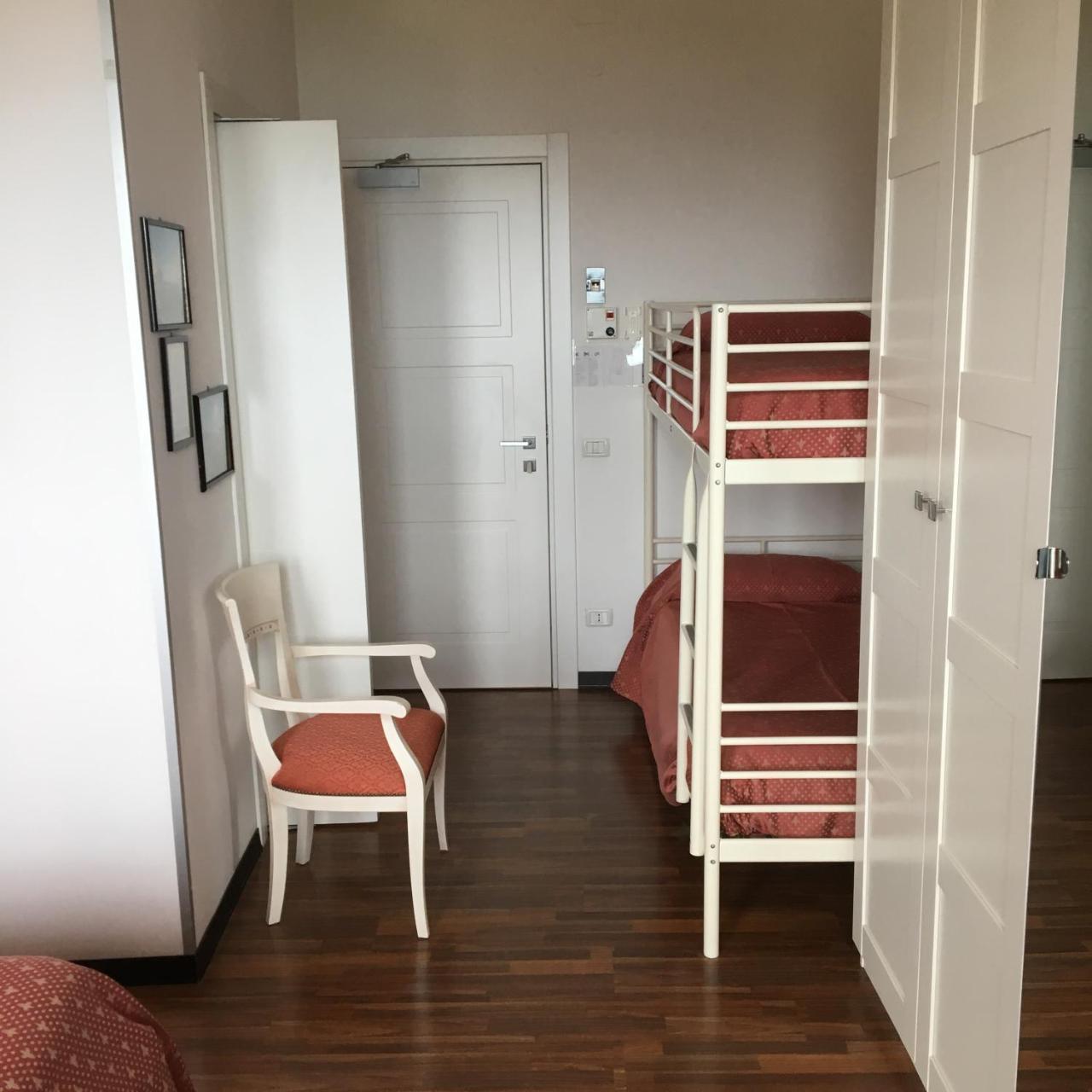 Hotel Eden Gigli نومانا المظهر الخارجي الصورة